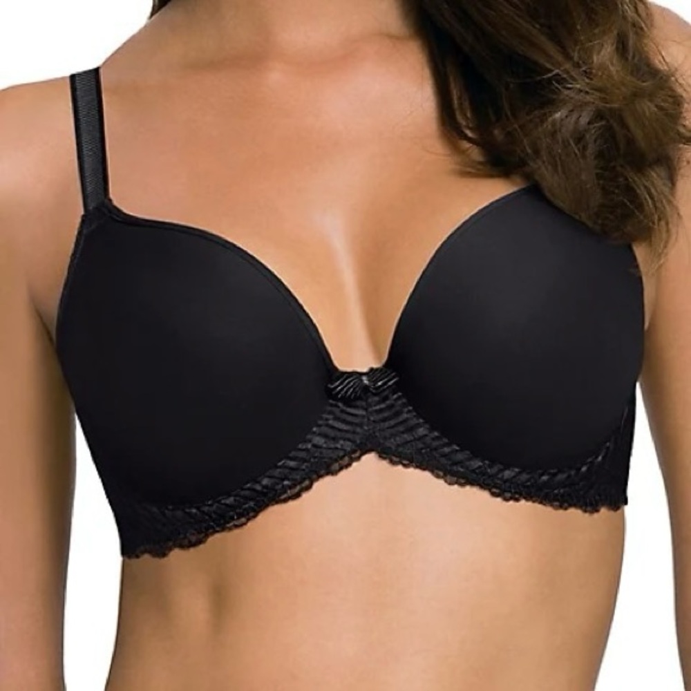 Wacoal 853117 La Femme T-Shirt Elegant Black Lace Trim Bra